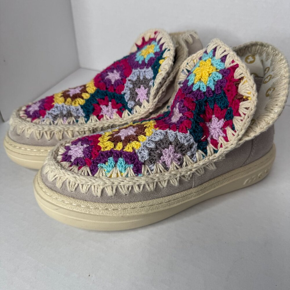 MOU Eskimo Boots